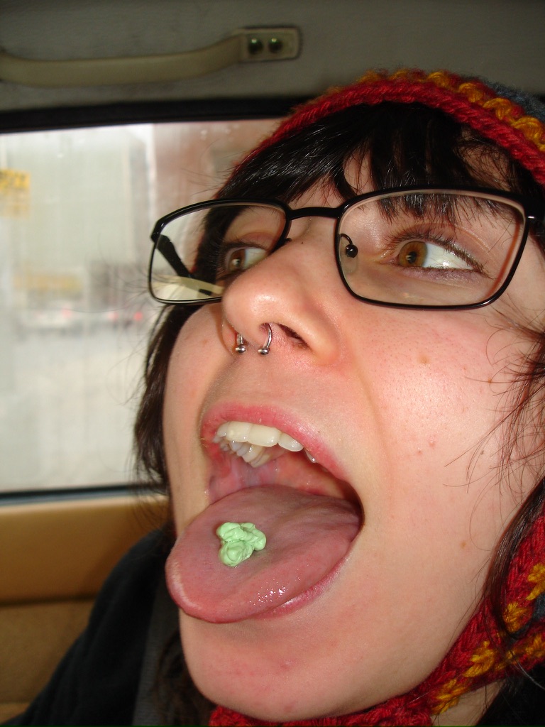 linear tongue being freaky